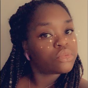 Meet your Posher, Domonique